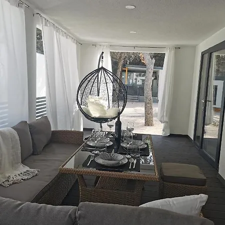 Fjaka Luxury Mobile - Oaza Mira Croatia 4*