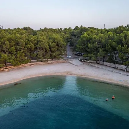 Fjaka Luxury Mobile - Oaza Mira Croatia Campsite Drage