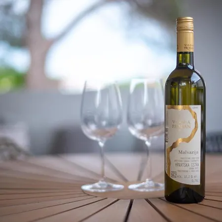 Premium Mobile Fjaka - Oaza Mira Croatia אתר קמפינג