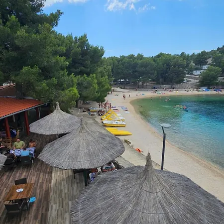 Kemping Pet Friendly Mobile Fjaka - Oaza Mira Croatia Drage