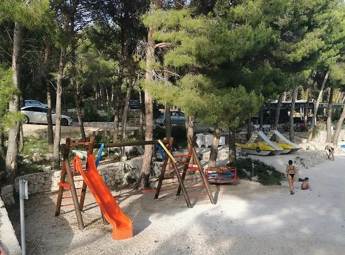 Kemp Premium Mobile Fjaka - Oaza Mira Croatia